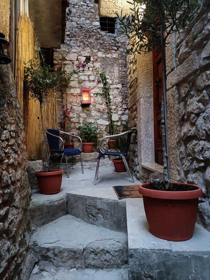 A Casa Di Carla Apartment Sonnino Exterior photo